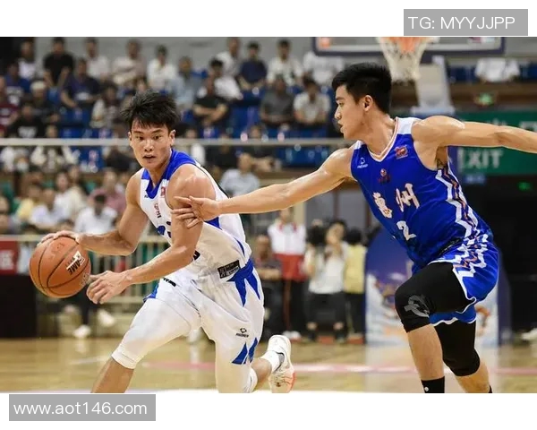 CBA主场球迷互动活动盛况空前共同见证篮球激情与团结的时刻 CBA主场球迷互动活动盛况空前共同见证篮球激情与团结的时刻