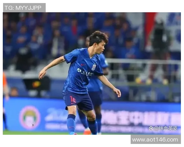 谢鹏飞精准突破传中助力球队攻势显著提升展现出色个人能力与团队配合