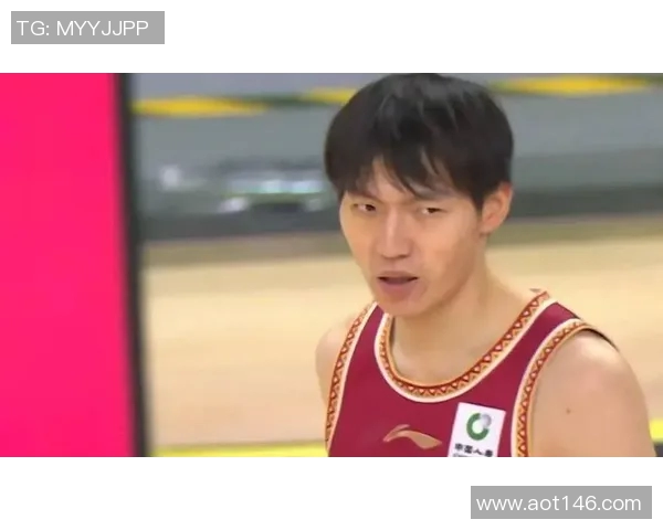 吴前抢断助力球队逆转胜利展现领袖风范与关键时刻的决策能力 吴前抢断助力球队逆转胜利展现领袖风范与关键时刻的决策能力